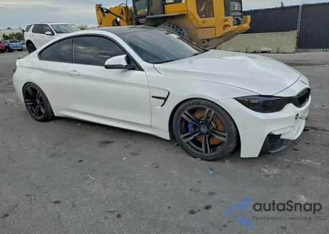 2015 BMW M4 z USA, uszkodzony, nr VIN WBS3R9C54FK329675